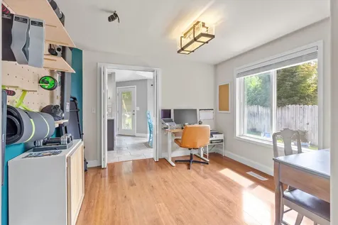 2352 Asher Drive Medford OR 97504