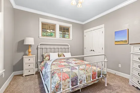 245 Jackson Creek Drive Jacksonville OR 97530