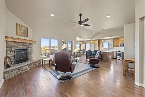 2400 NE Hilltop Lane Madras OR 97741