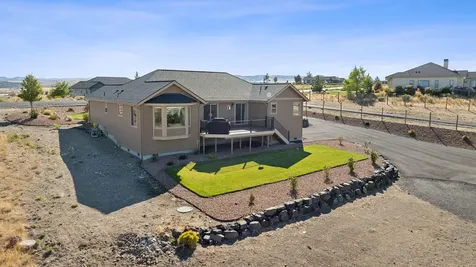 2400 NE Hilltop Lane Madras OR 97741