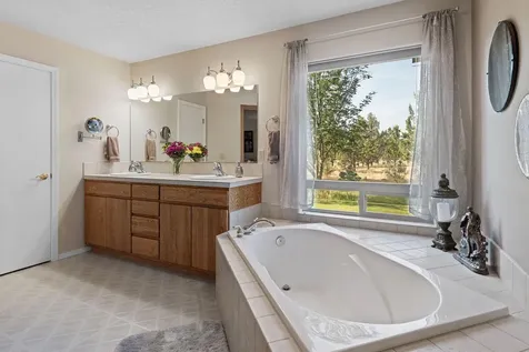 1655 NW 74th Street Redmond OR 97756