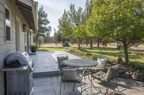 1655 NW 74th Street Redmond OR 97756