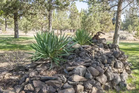 1655 NW 74th Street Redmond OR 97756