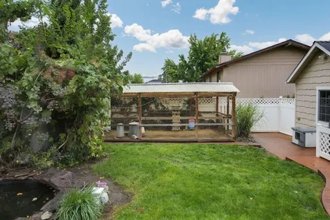 1001 Tolman Creek Road Ashland OR 97520