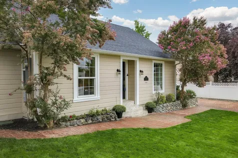 1001 Tolman Creek Road Ashland OR 97520