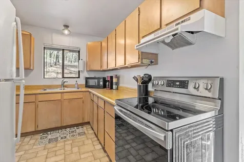 800 W Jones Creek Road Grants Pass OR 97526