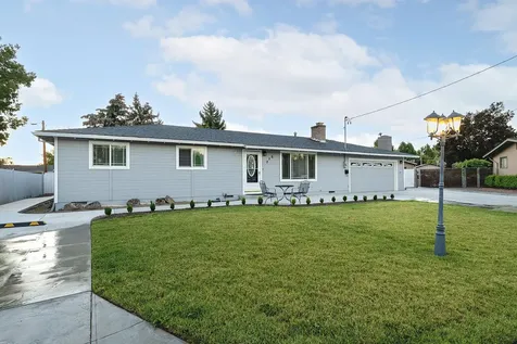 775 S 4th Street Central Point OR 97502