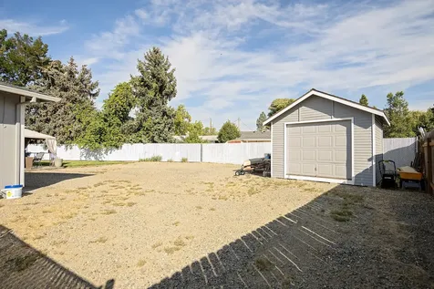 775 S 4th Street Central Point OR 97502