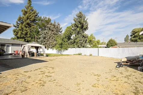 775 S 4th Street Central Point OR 97502
