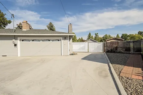 775 S 4th Street Central Point OR 97502