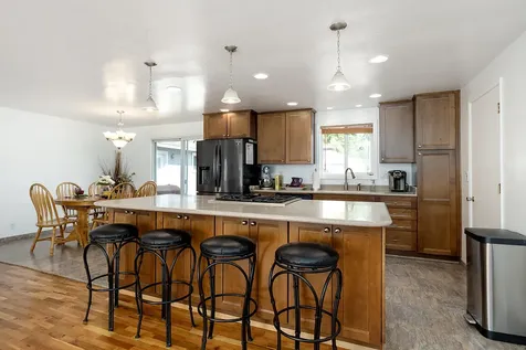 775 S 4th Street Central Point OR 97502