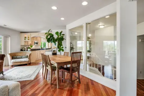 582 Ashland Street Ashland OR 97520