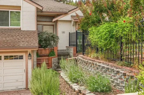 582 Ashland Street Ashland OR 97520