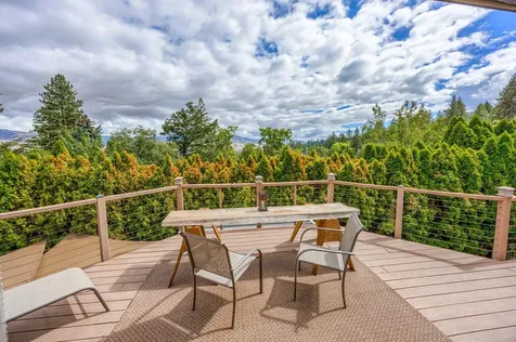 582 Ashland Street Ashland OR 97520
