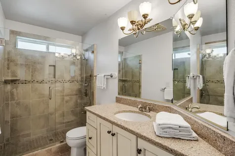 582 Ashland Street Ashland OR 97520