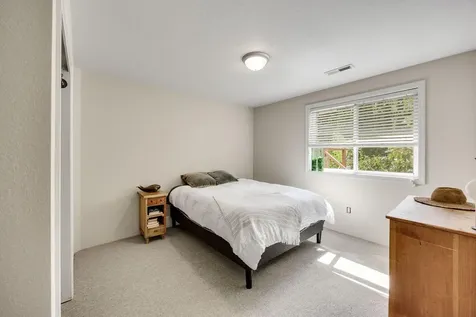 582 Ashland Street Ashland OR 97520