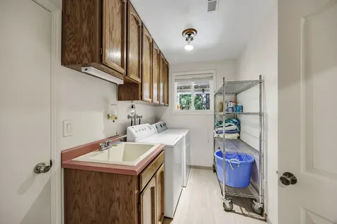 582 Ashland Street Ashland OR 97520