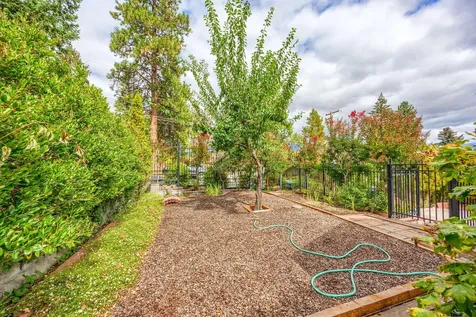 582 Ashland Street Ashland OR 97520