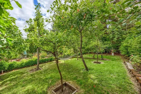 582 Ashland Street Ashland OR 97520