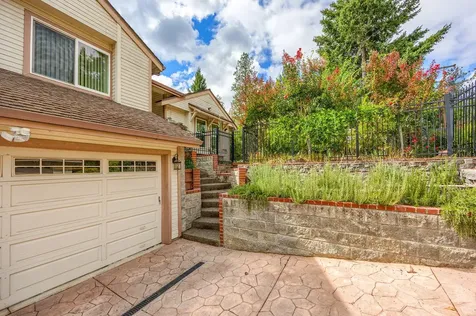 582 Ashland Street Ashland OR 97520