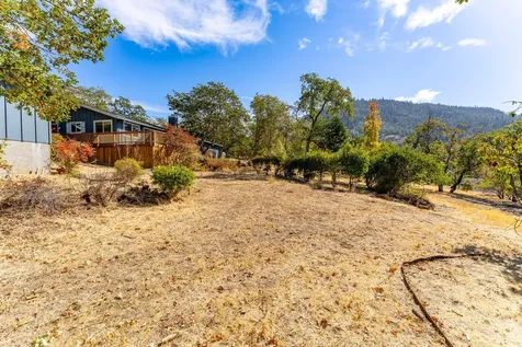 755 Meadow Lark Lane Grants Pass OR 97526