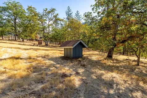 755 Meadow Lark Lane Grants Pass OR 97526