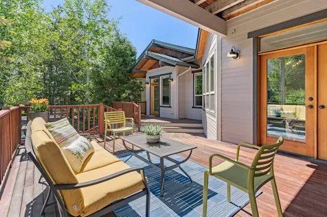 2612 NW Brickyard Street Bend OR 97703