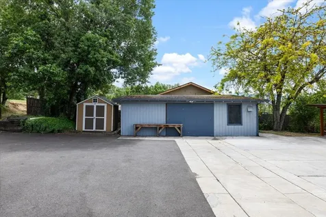 3420 N Foothill Road Medford OR 97504