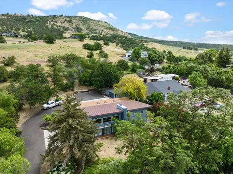 3420 N Foothill Road Medford OR 97504