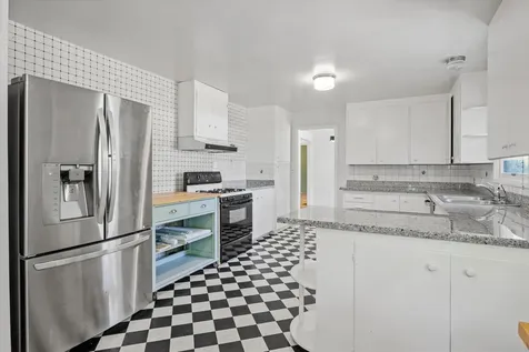 2349 Griffin Creek Road Medford OR 97501