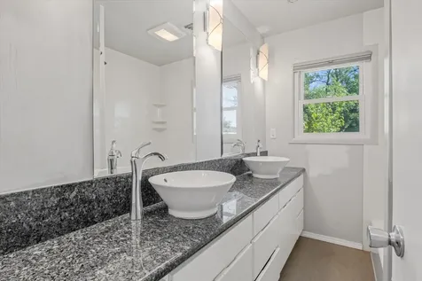 2349 Griffin Creek Road Medford OR 97501