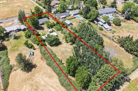 2349 Griffin Creek Road Medford OR 97501
