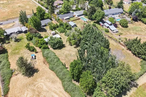 2349 Griffin Creek Road Medford OR 97501