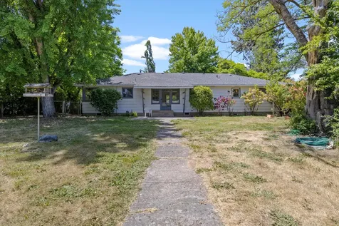 2349 Griffin Creek Road Medford OR 97501