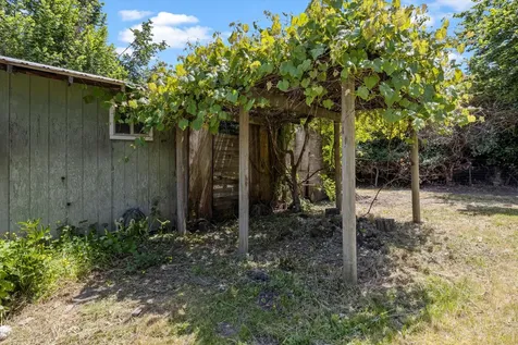 2349 Griffin Creek Road Medford OR 97501