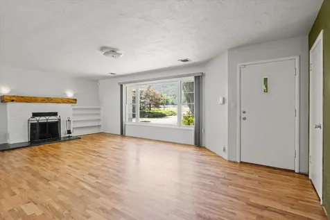 2349 Griffin Creek Road Medford OR 97501