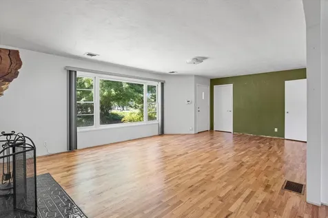 2349 Griffin Creek Road Medford OR 97501