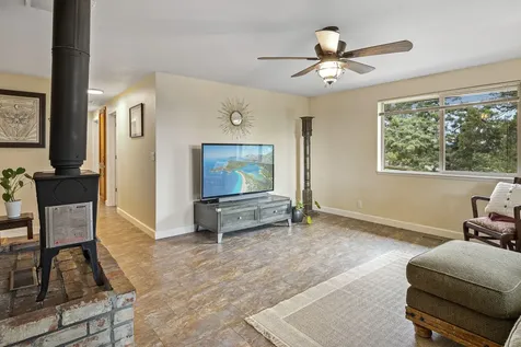 65444 73rd Street Bend OR 97703