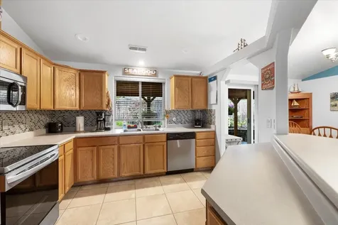 15 Hummingbird Court Eagle Point OR 97524