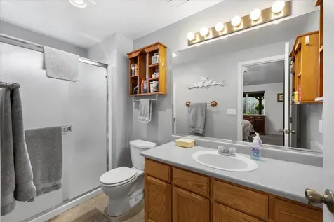 15 Hummingbird Court Eagle Point OR 97524