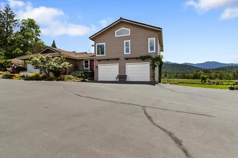 4461 Laurel Avenue Grants Pass OR 97527