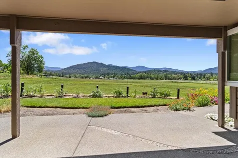 4461 Laurel Avenue Grants Pass OR 97527