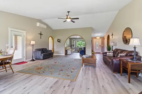 4461 Laurel Avenue Grants Pass OR 97527