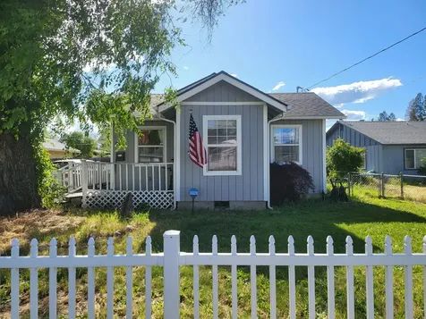 429 N Columbus Avenue Medford OR 97501