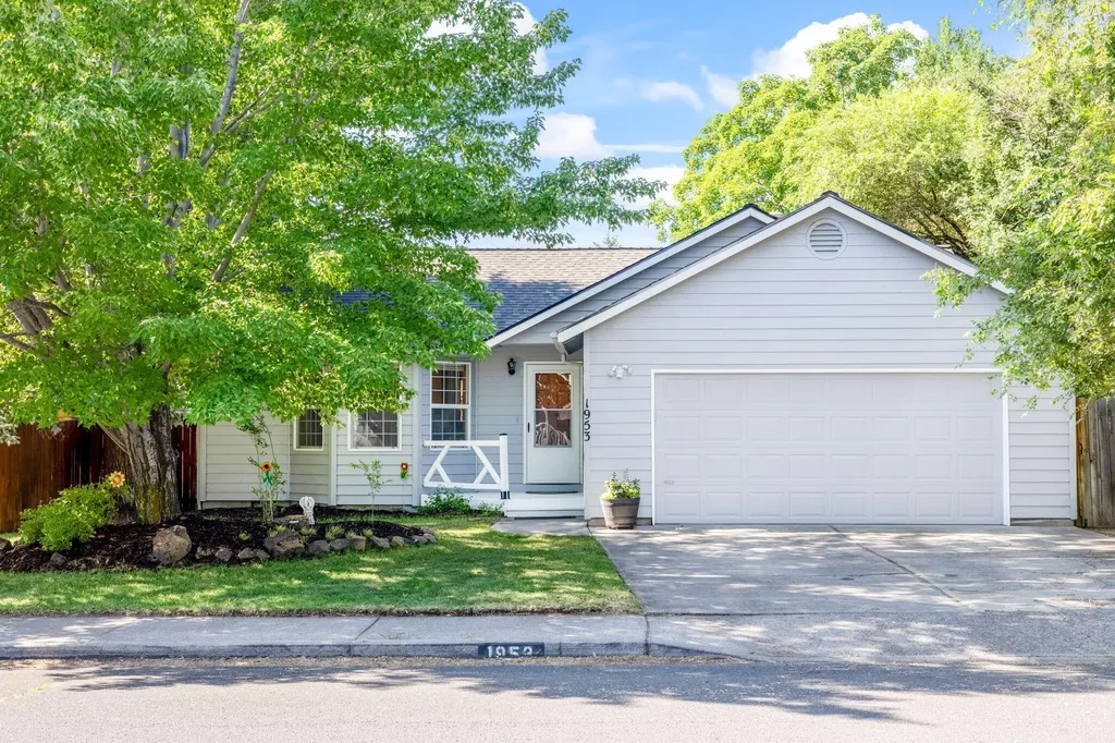1953 NE Jackson Avenue Bend OR 97701
