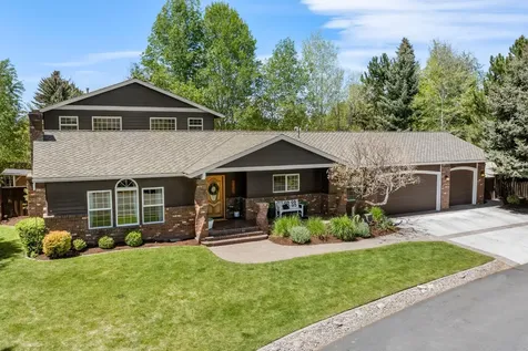 61195 Bonny Bridge Bend OR 97702