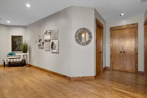 61195 Bonny Bridge Bend OR 97702