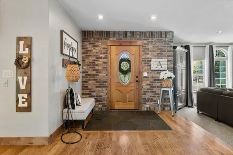 61195 Bonny Bridge Bend OR 97702