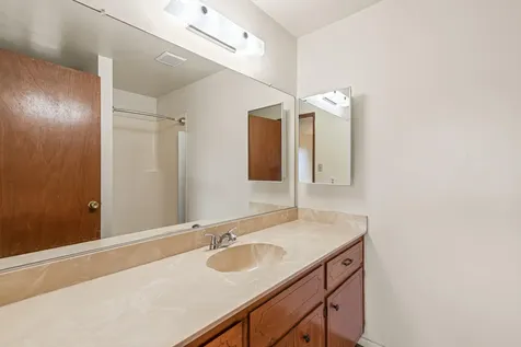 830 N 10th Street Central Point OR 97502