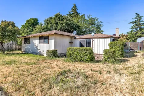 830 N 10th Street Central Point OR 97502
